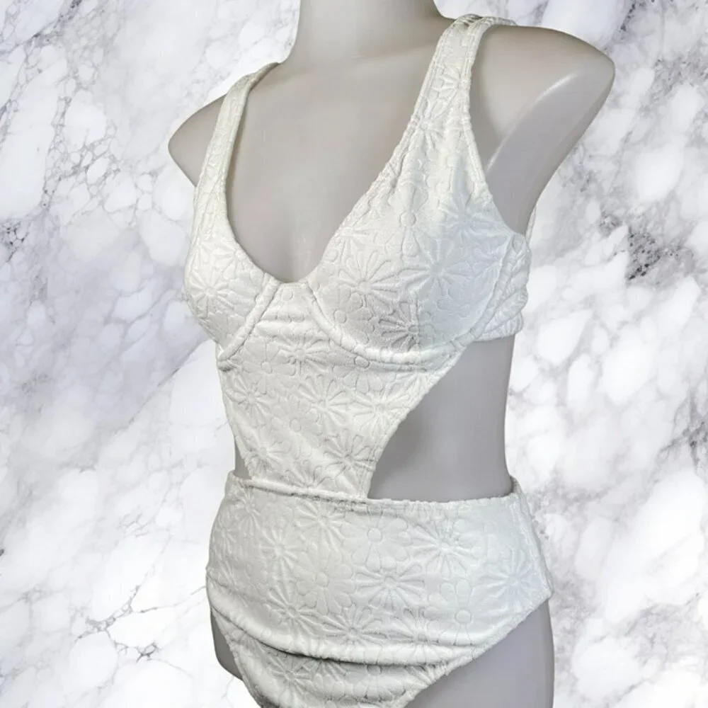 LPA Giorgia One Piece - White